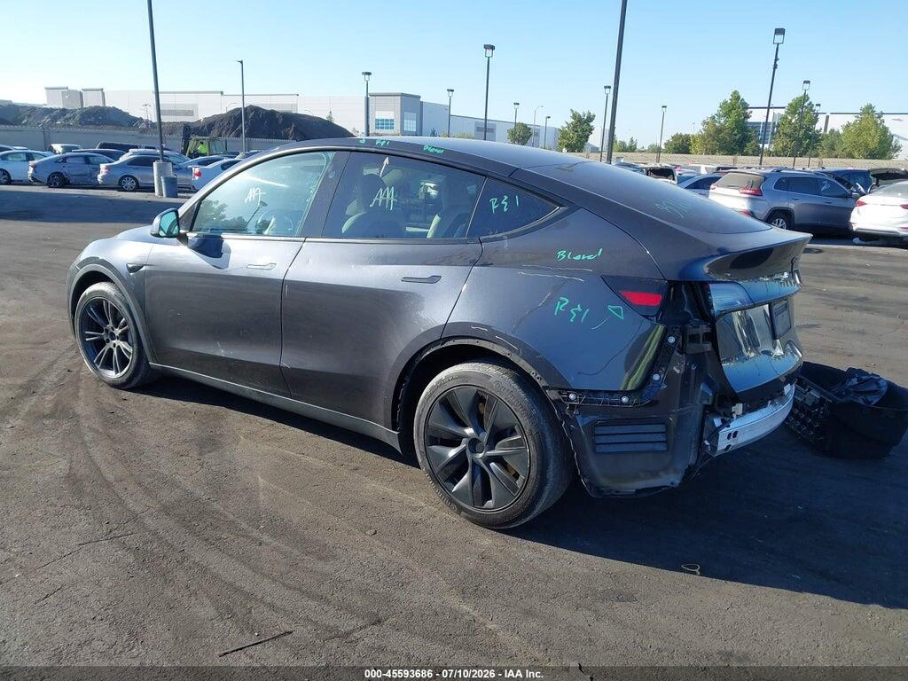 7SAYGAEEXSF246232 2025 TESLA MODEL Y photo no. 3