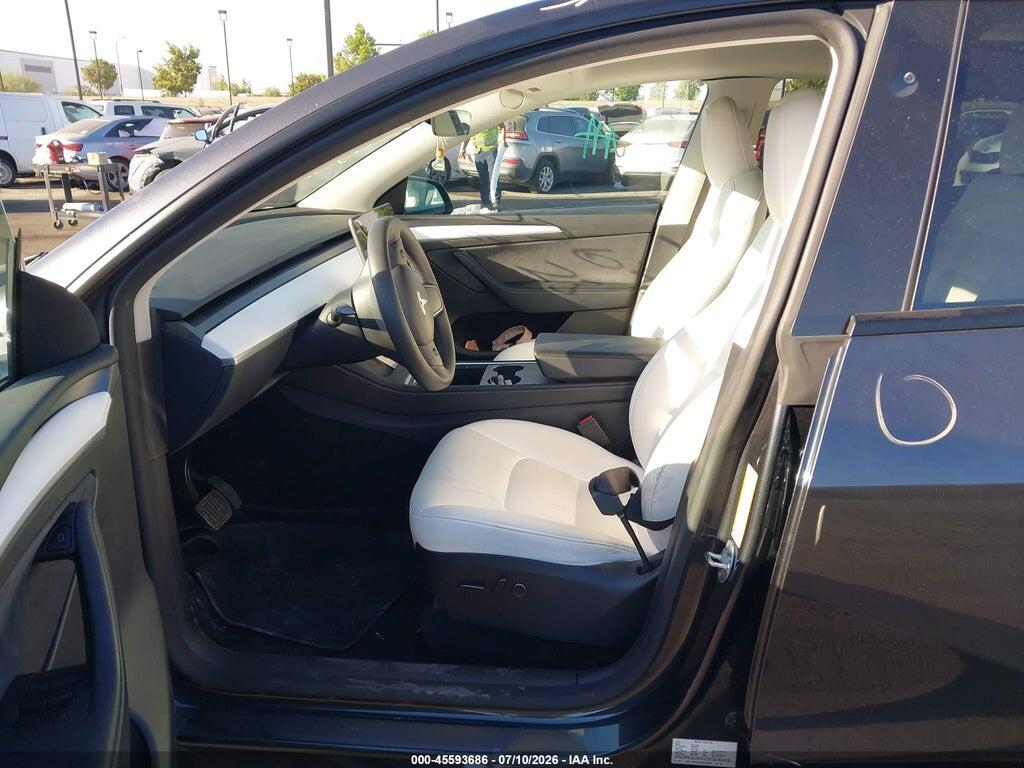 7SAYGAEEXSF246232 2025 TESLA MODEL Y photo no. 5