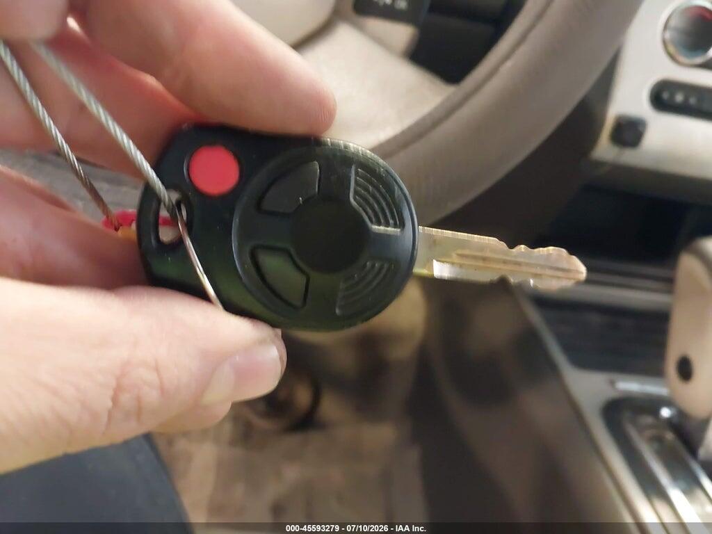 2FMDK49C48BB24388 2008 FORD EDGE photo no. 11