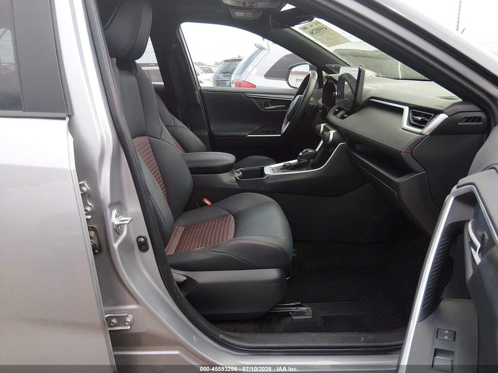 JTMEB3FV7PD158746 2023 TOYOTA RAV4 PRIME photo no. 5