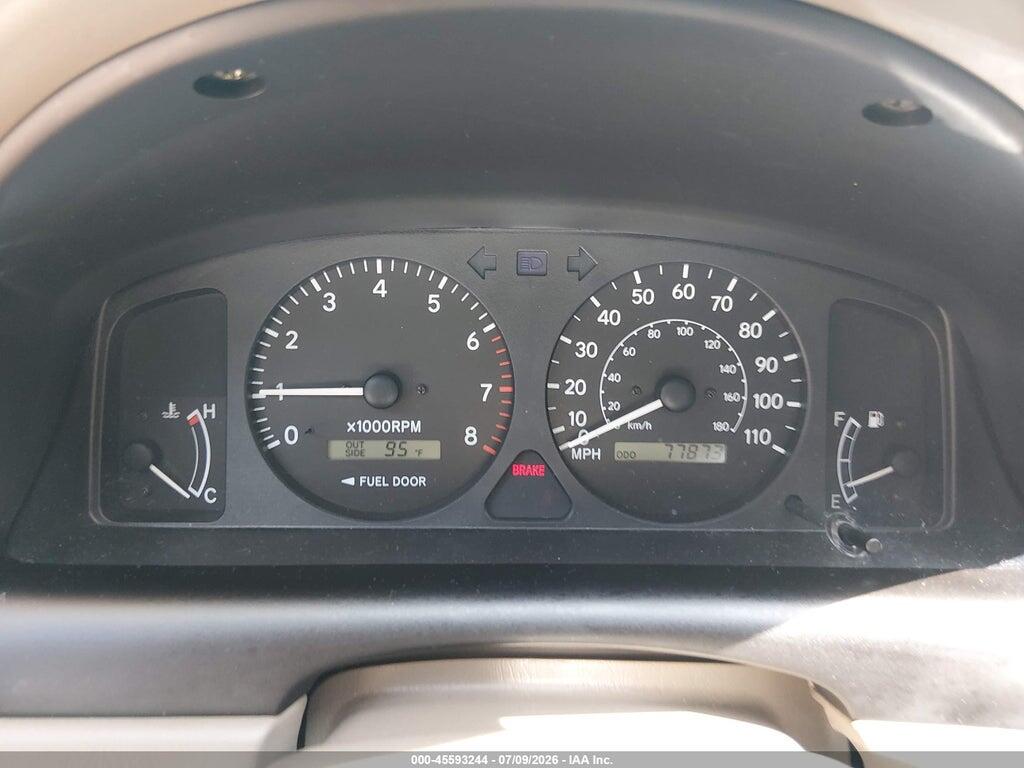 2T1BR12E62C587925 2002 TOYOTA COROLLA photo no. 7