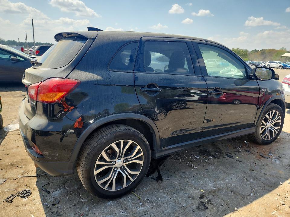 2018 MITSUBISHI OUTLANDER SPORT ES — Фото 3 из 13