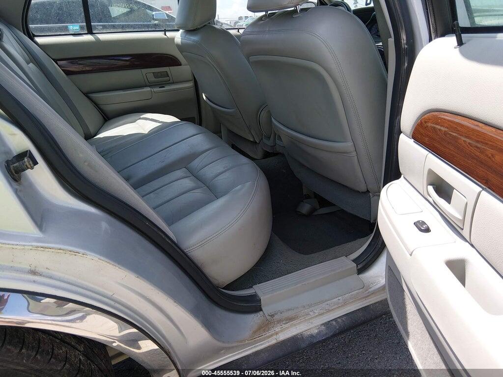 2MEFM75WX3X673192 2003 MERCURY GRAND MARQUIS photo no. 8