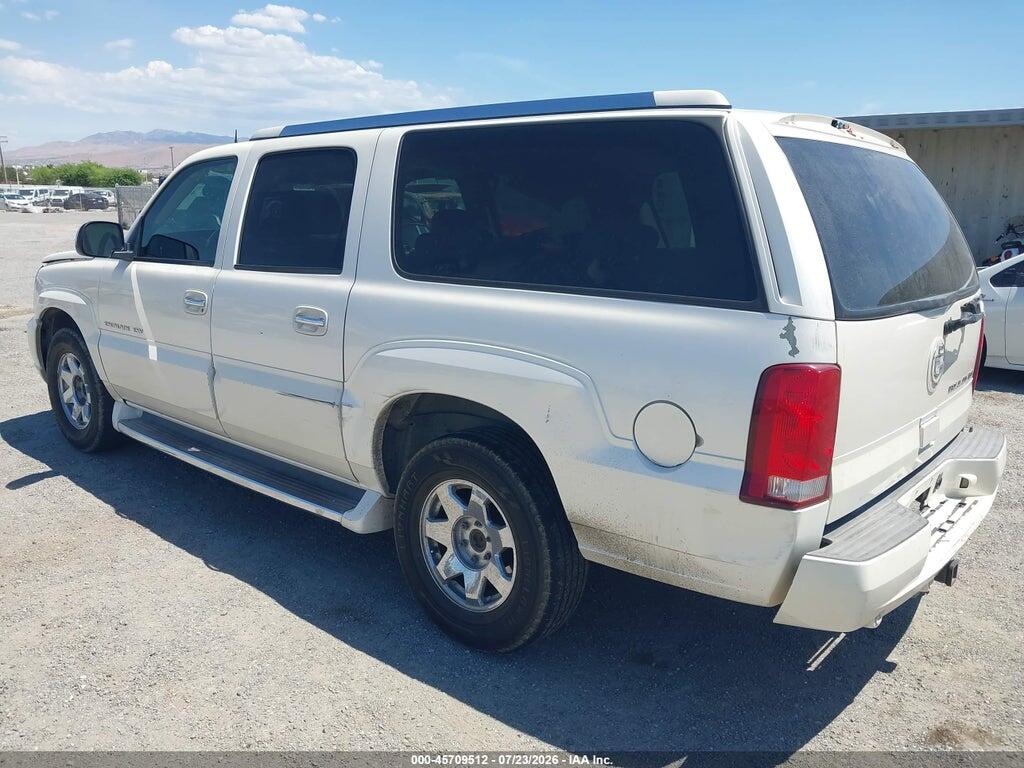 3GYFK66N84G152971 2004 CADILLAC ESCALADE ESV photo no. 3