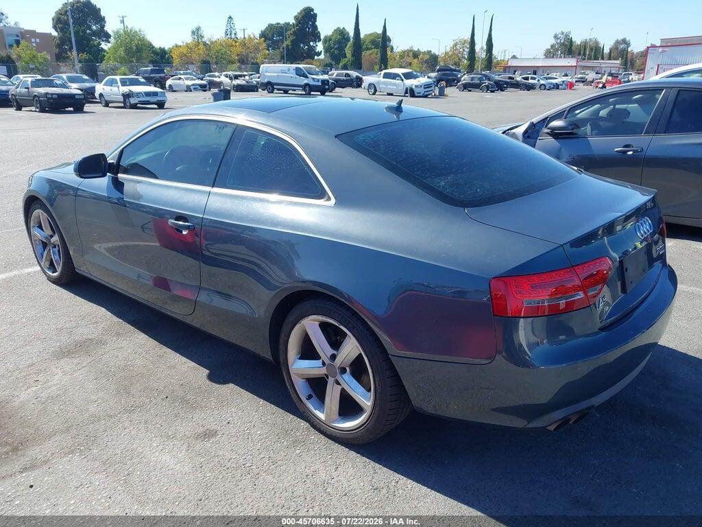 WAULFAFR0AA003237 2010 AUDI A5 photo no. 3