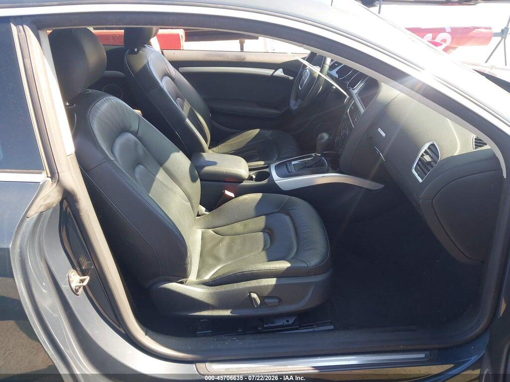WAULFAFR0AA003237 2010 AUDI A5 photo no. 5