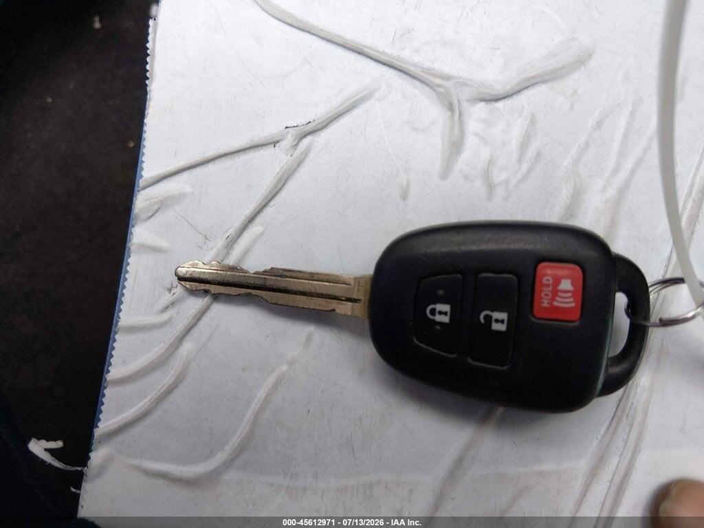 JTMZFREV2FD052228 2015 TOYOTA RAV4 photo no. 11