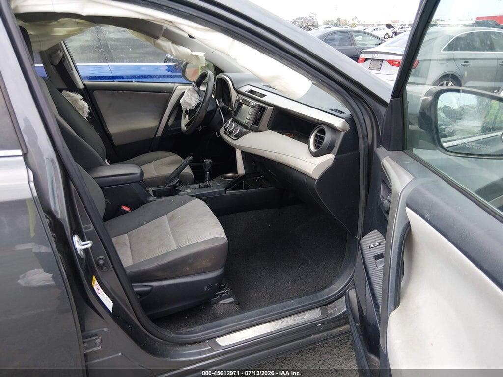 JTMZFREV2FD052228 2015 TOYOTA RAV4 photo no. 5