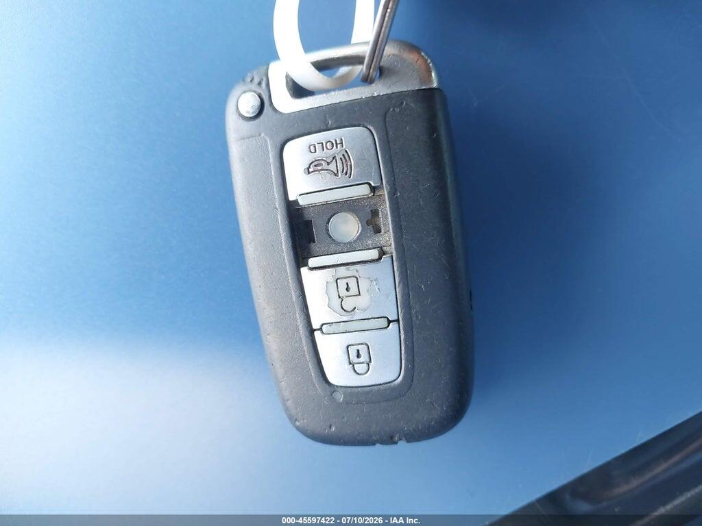 5NPEC4AC7BH165272 2011 HYUNDAI SONATA photo no. 11