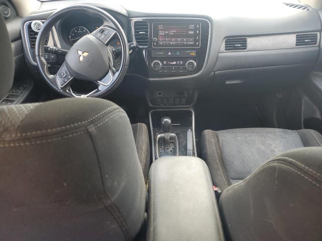 2018 MITSUBISHI OUTLANDER SE — Фото 8 из 13