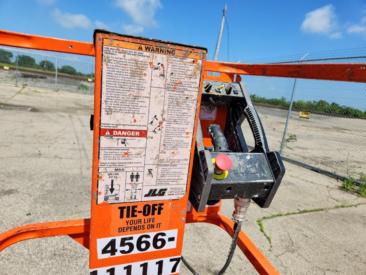 2025 JLG 1230ES VERTICAL LIFT — Фото 8 из 10