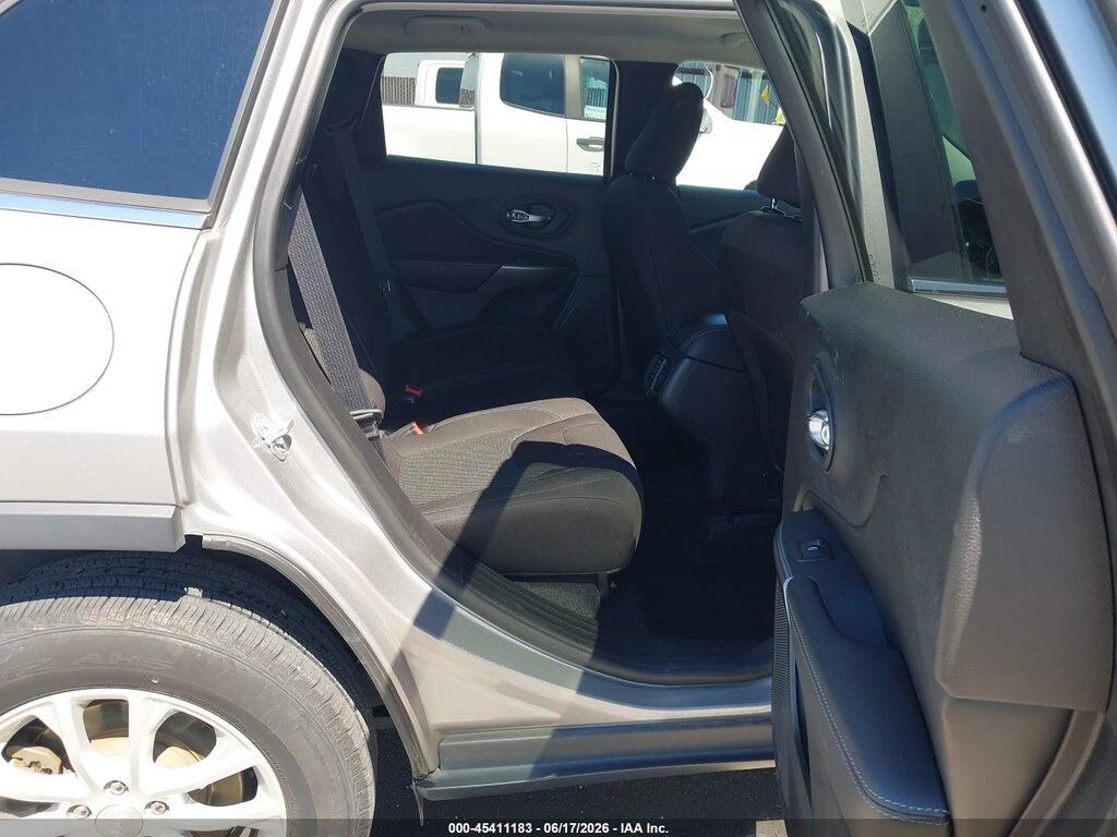 1C4PJMCB8KD429950 2019 JEEP CHEROKEE photo no. 8