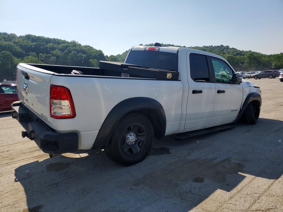 2019 RAM 1500 TRADESMAN — Фото 3 из 12