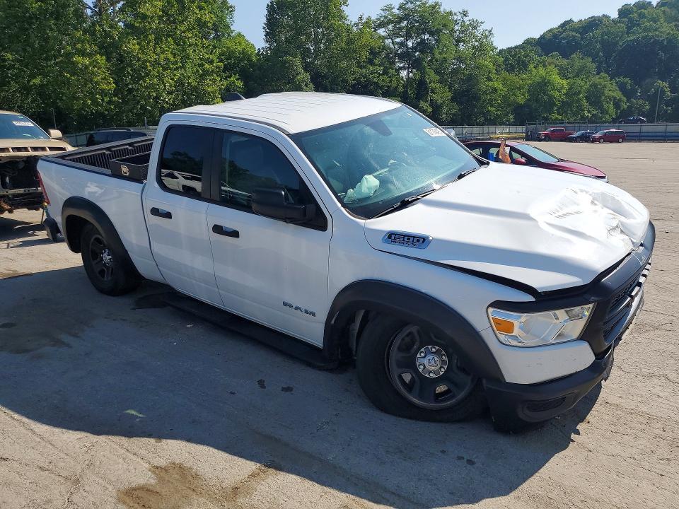 2019 RAM 1500 TRADESMAN — Фото 4 из 12