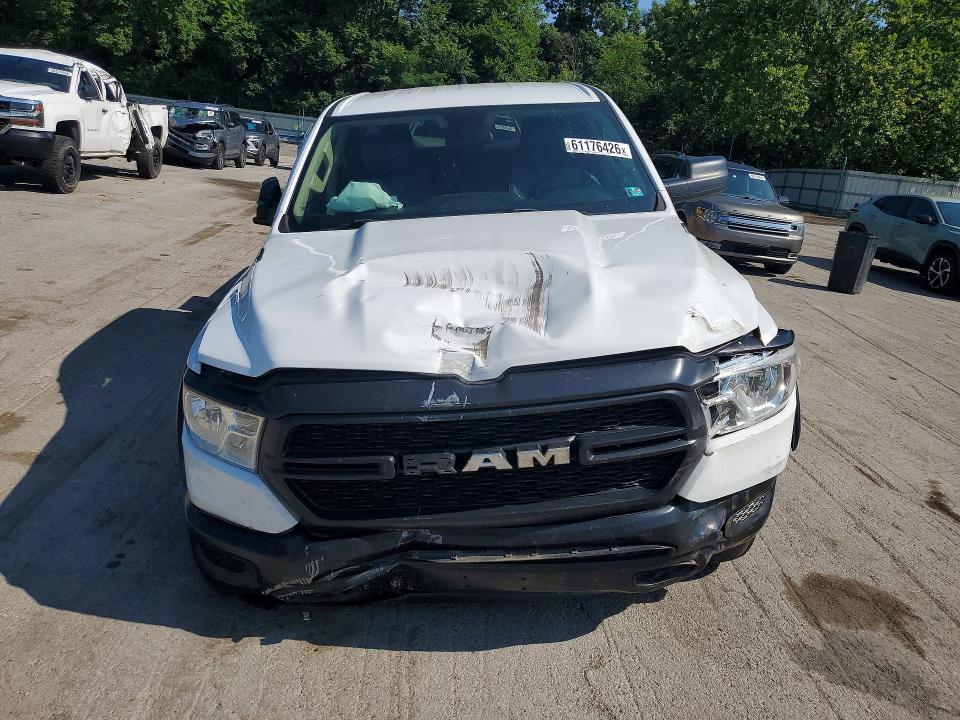 2019 RAM 1500 TRADESMAN — Фото 5 из 12