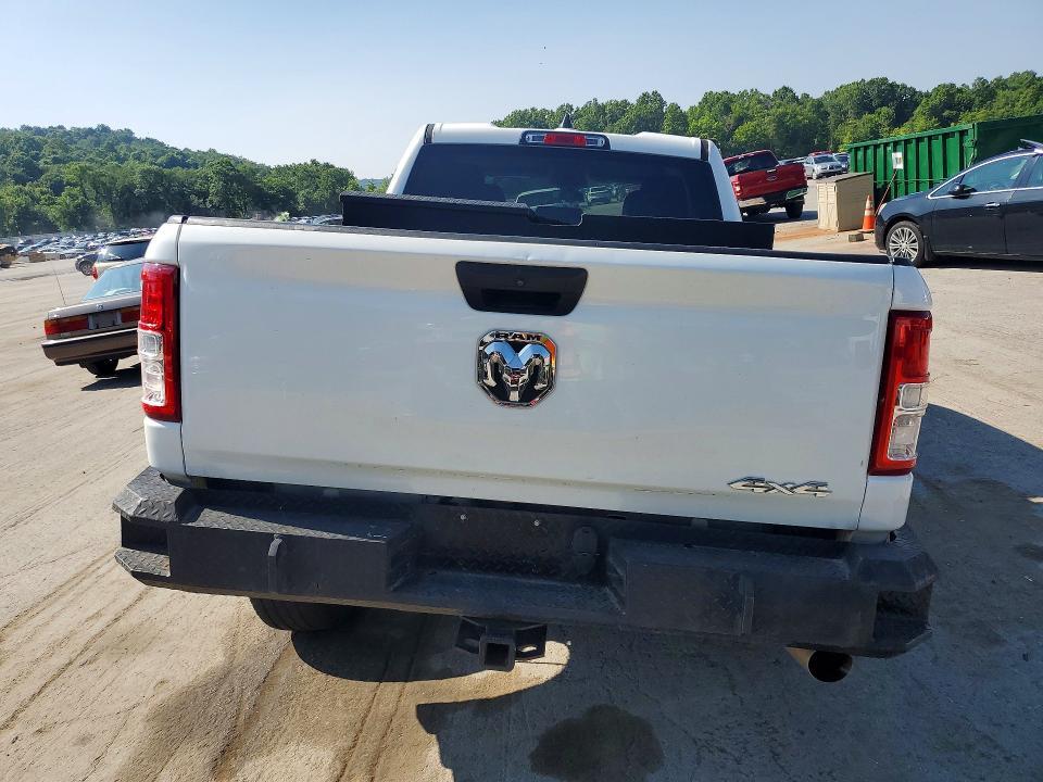 2019 RAM 1500 TRADESMAN — Фото 6 из 12