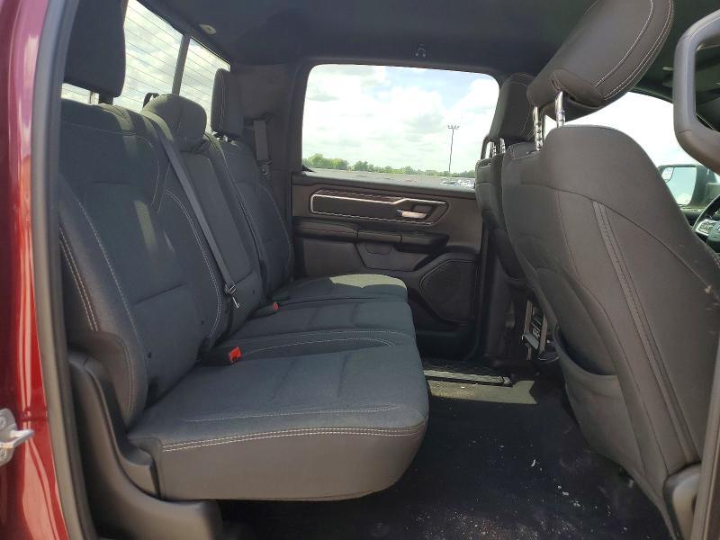 2019 RAM 1500 BIG HORN — Фото 10 из 12