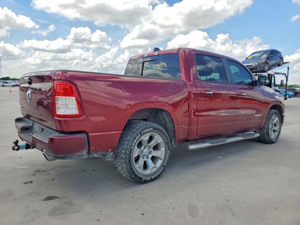 2019 RAM 1500 BIG HORN — Фото 3 из 12