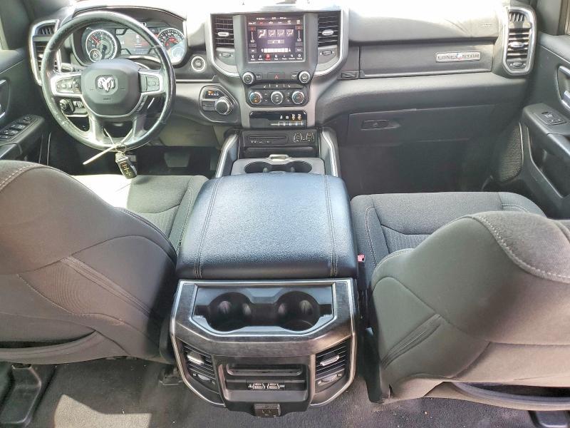 2019 RAM 1500 BIG HORN — Фото 8 из 12