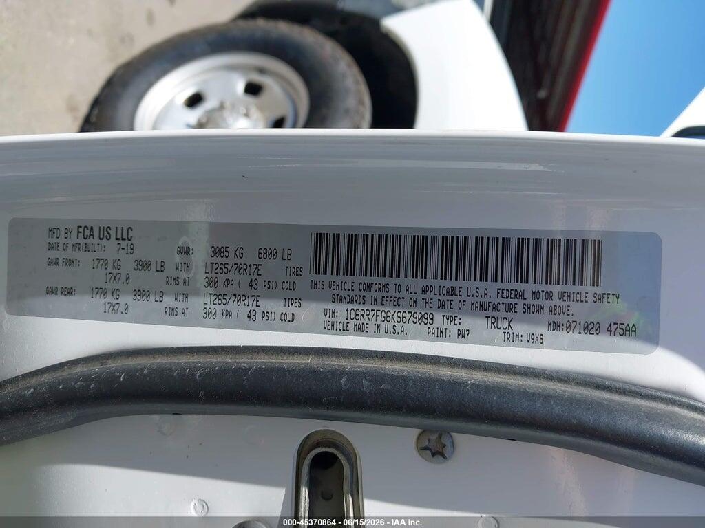 1C6RR7FG6KS679099 2019 RAM 1500 CLASSIC photo no. 9