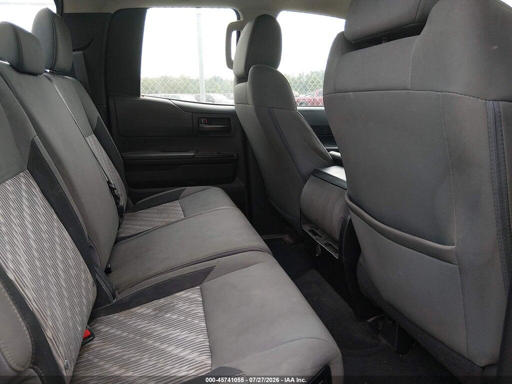5TFRY5F14JX236074 2018 TOYOTA TUNDRA photo no. 8