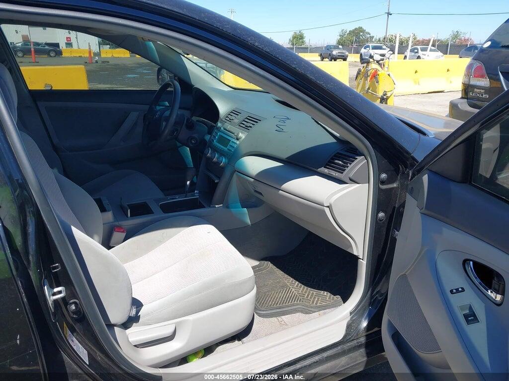 4T4BF3EK4BR130301 2011 TOYOTA CAMRY photo no. 5