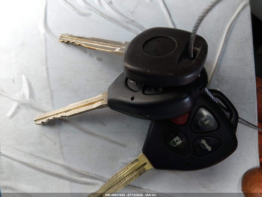 1NXBU4EE1AZ264682 2010 TOYOTA COROLLA photo no. 11