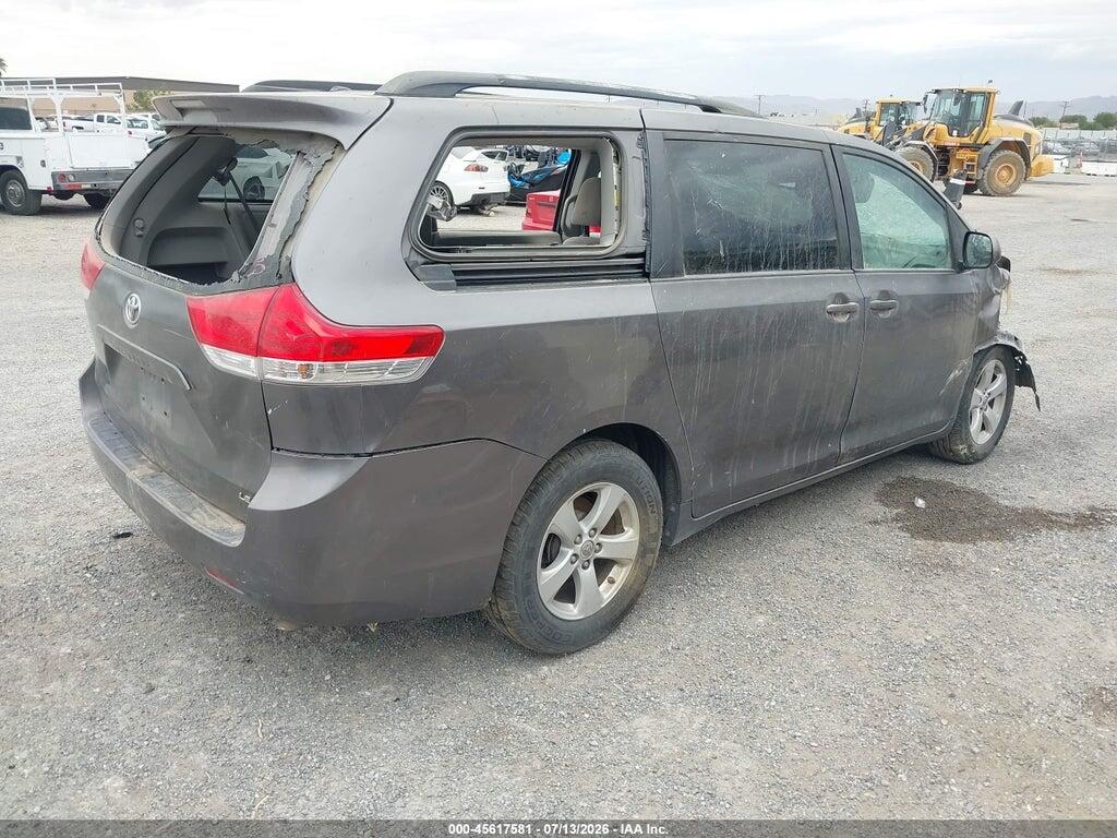 5TDKK3DCXDS377981 2013 TOYOTA SIENNA photo no. 4