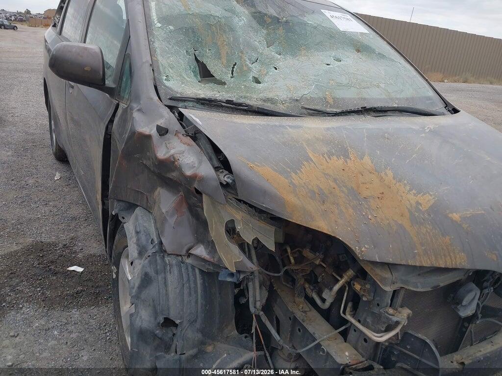 5TDKK3DCXDS377981 2013 TOYOTA SIENNA photo no. 6