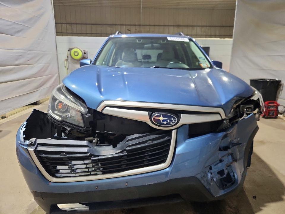 2019 SUBARU FORESTER PREMIUM — Фото 5 из 12