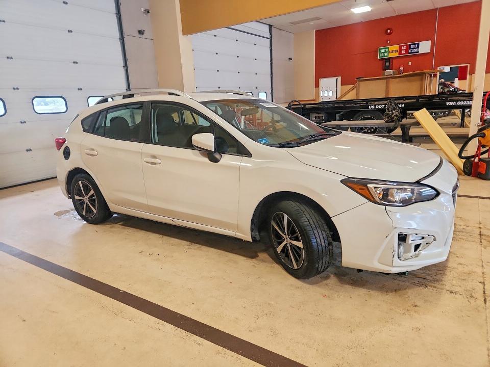 2019 SUBARU IMPREZA PREMIUM — Фото 4 из 12