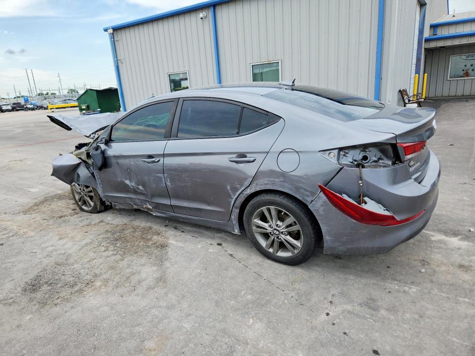 5NPD84LF0JH317878 2018 HYUNDAI ELANTRA photo no. 2