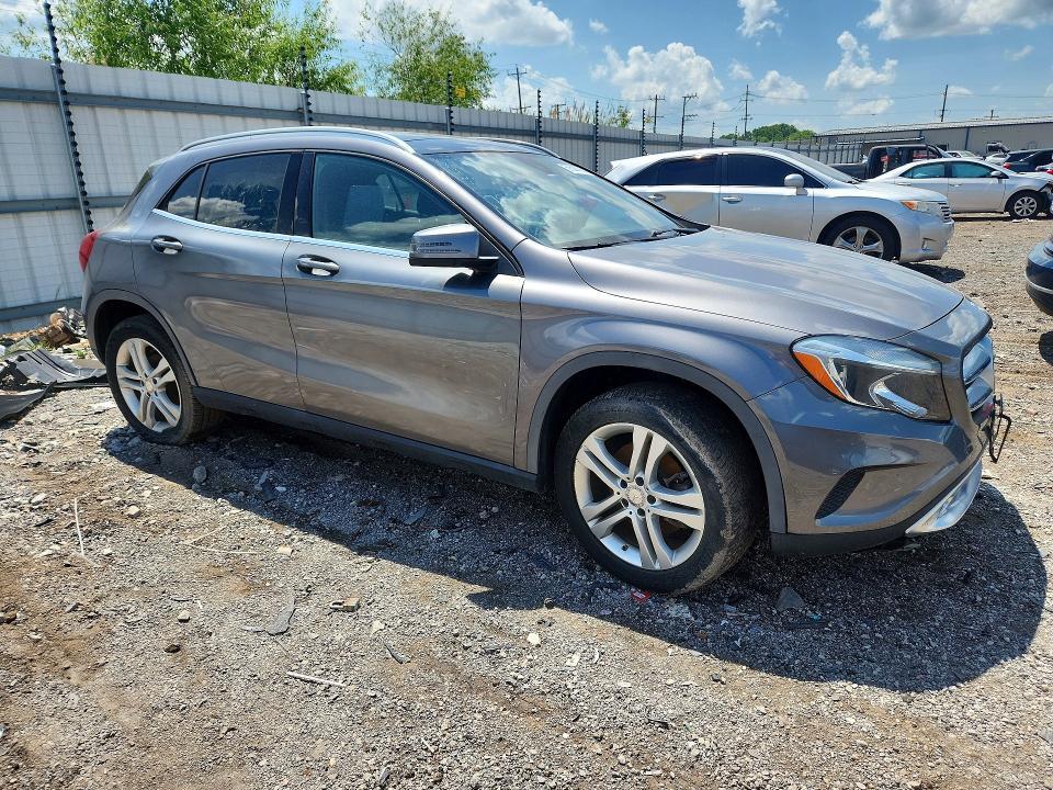 WDCTG4GBXHJ336441 2017 MERCEDES-BENZ GLA photo no. 4