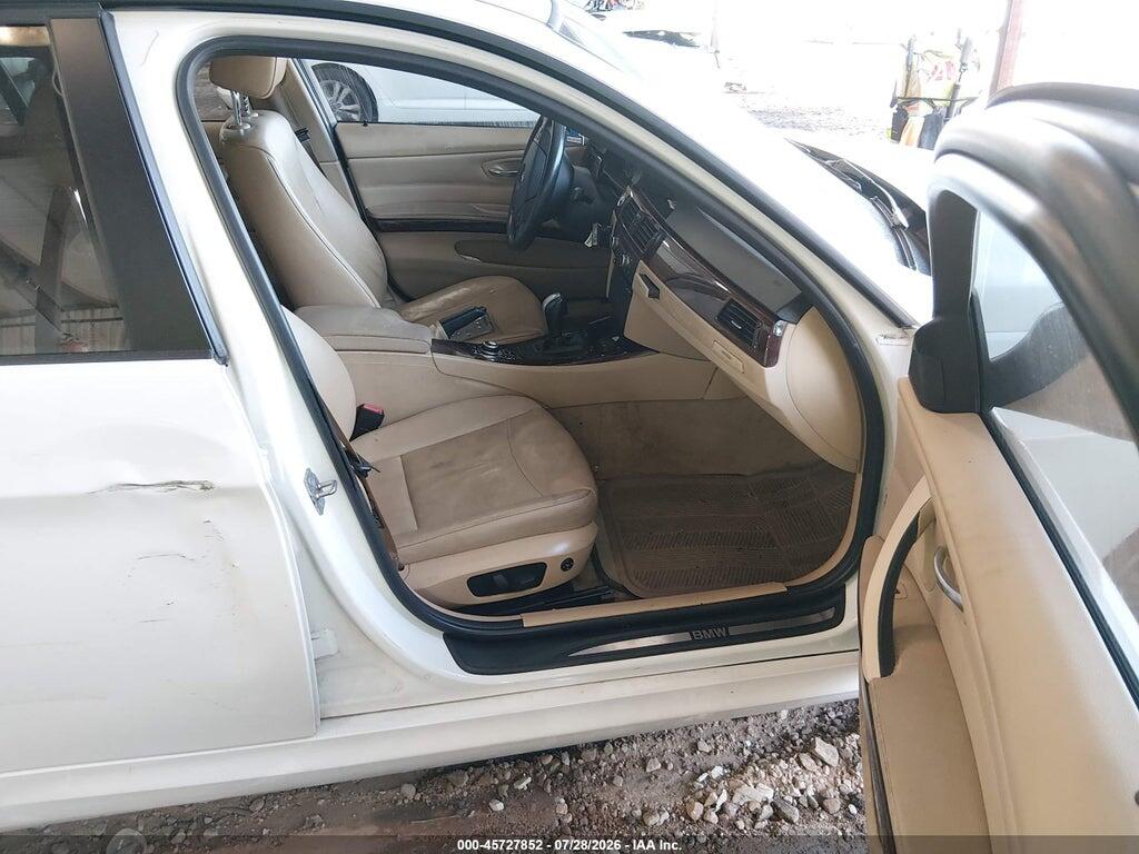 WBAPH7C55BE851737 2011 BMW 328I photo no. 5