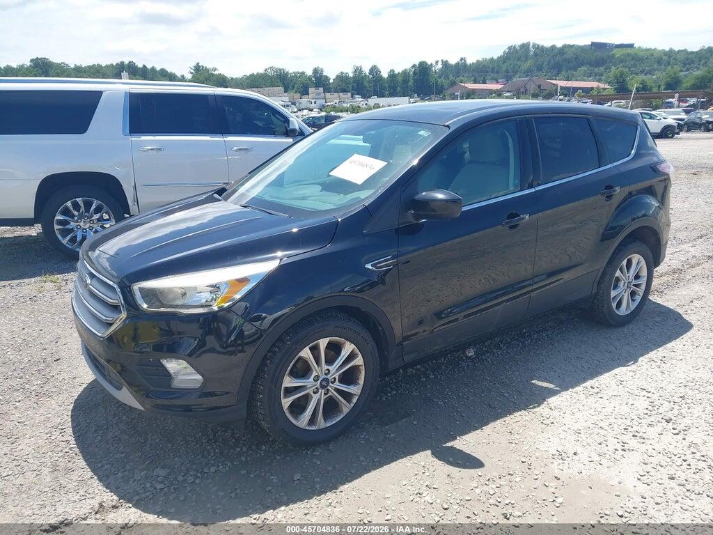 1FMCU0GD9HUD25997 2017 FORD ESCAPE photo no. 2