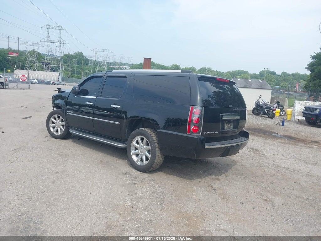 1GKS2MEF7DR184592 2013 GMC YUKON XL 1500 photo no. 3