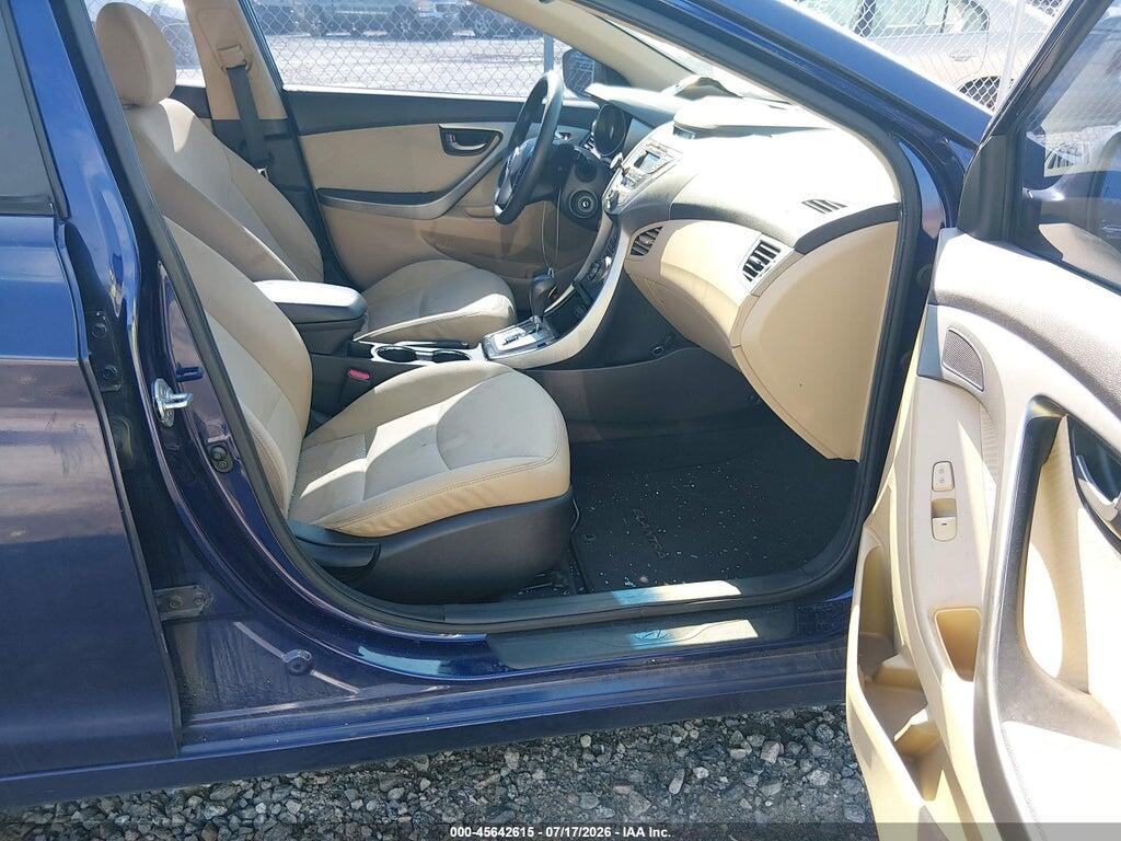 5NPDH4AEXDH205894 2013 HYUNDAI ELANTRA photo no. 5