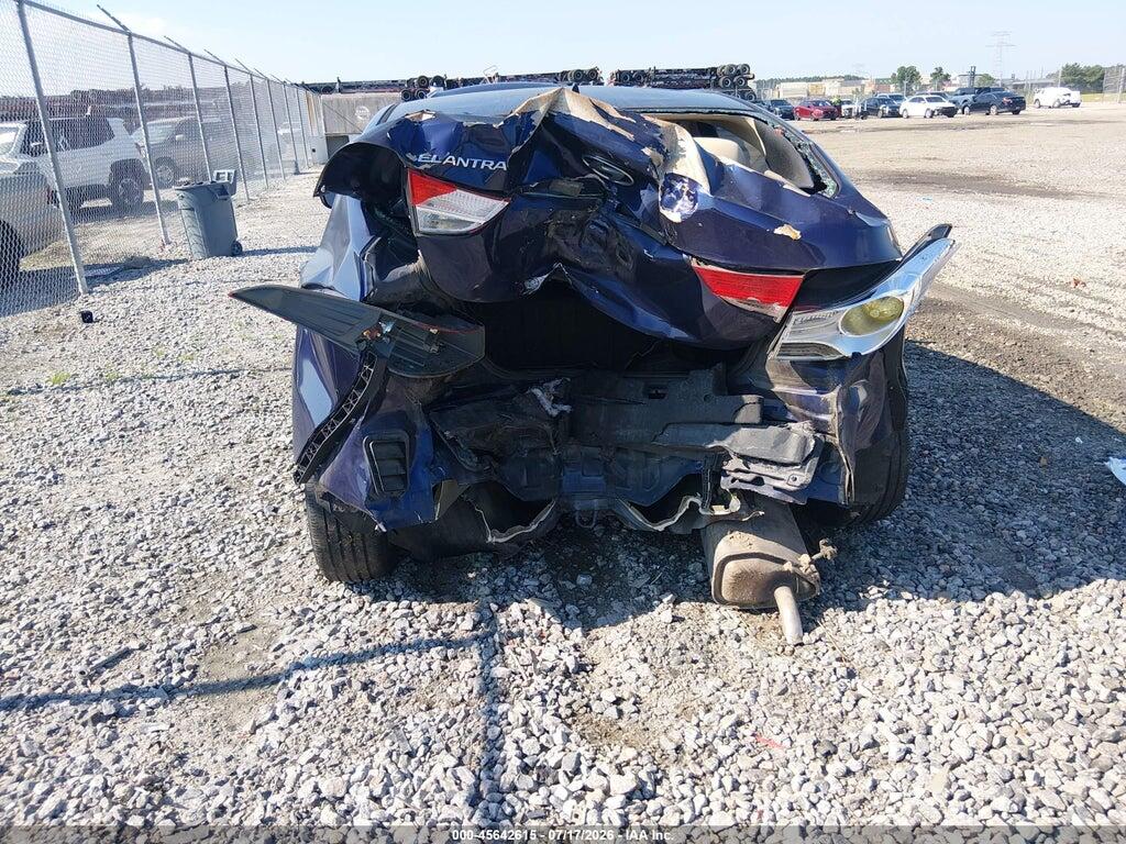 5NPDH4AEXDH205894 2013 HYUNDAI ELANTRA photo no. 6