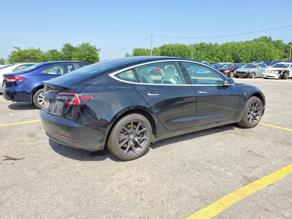 2019 TESLA MODEL 3 — Фото 3 из 14