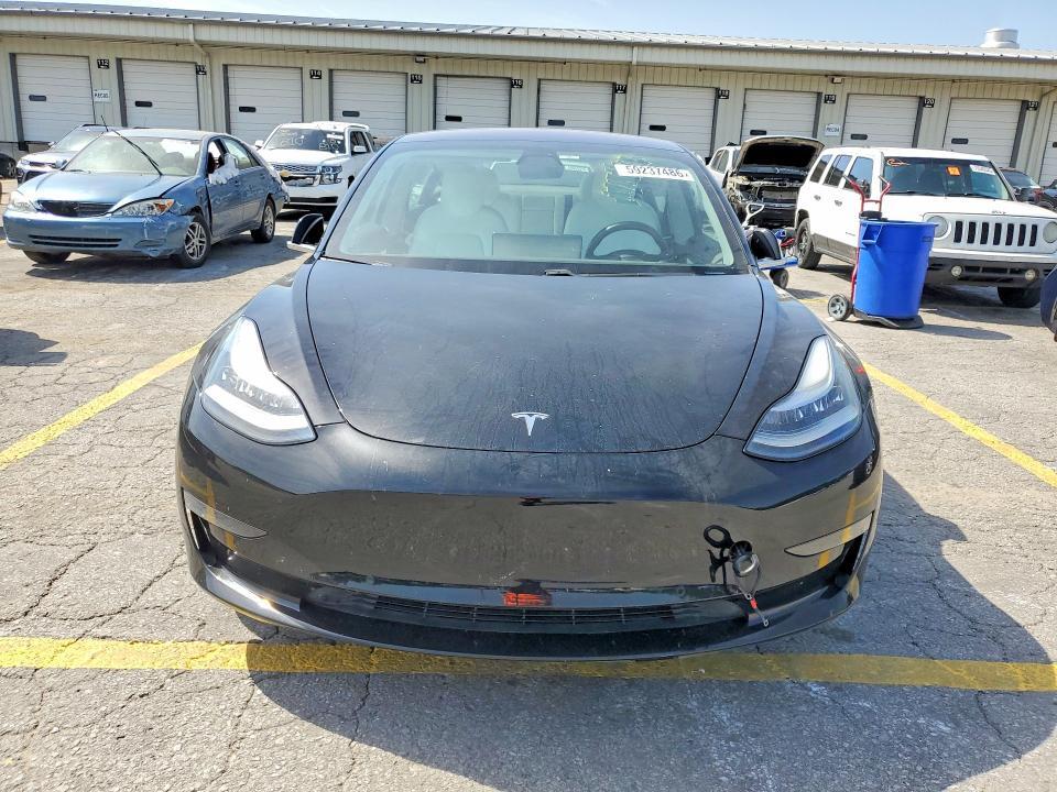 2019 TESLA MODEL 3 — Фото 5 из 14