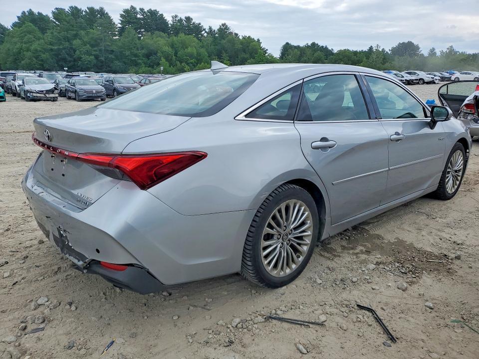 2019 TOYOTA AVALON HYBRID LIMITED — Фото 3 из 12