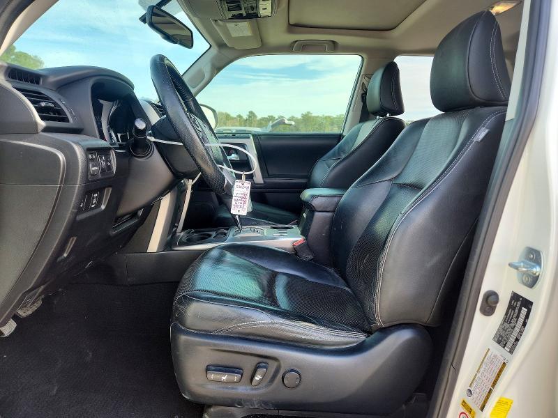 2019 TOYOTA 4RUNNER SR5 — Фото 7 из 14