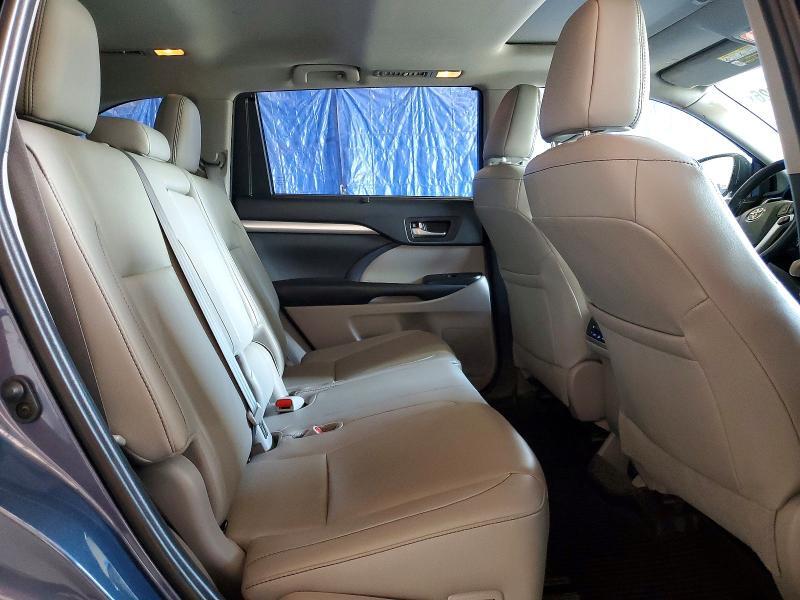 2019 TOYOTA HIGHLANDER XLE — Фото 11 из 13