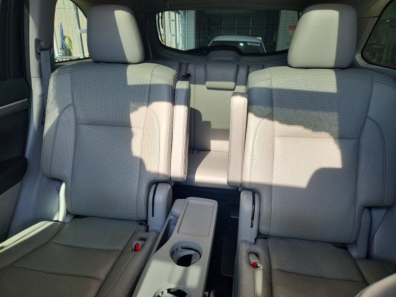 2019 TOYOTA HIGHLANDER LIMITED PLATINUM — Фото 10 из 13