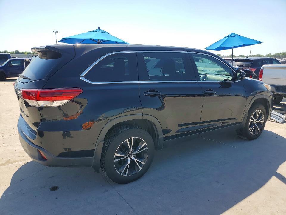 2019 TOYOTA HIGHLANDER LE — Фото 3 из 13