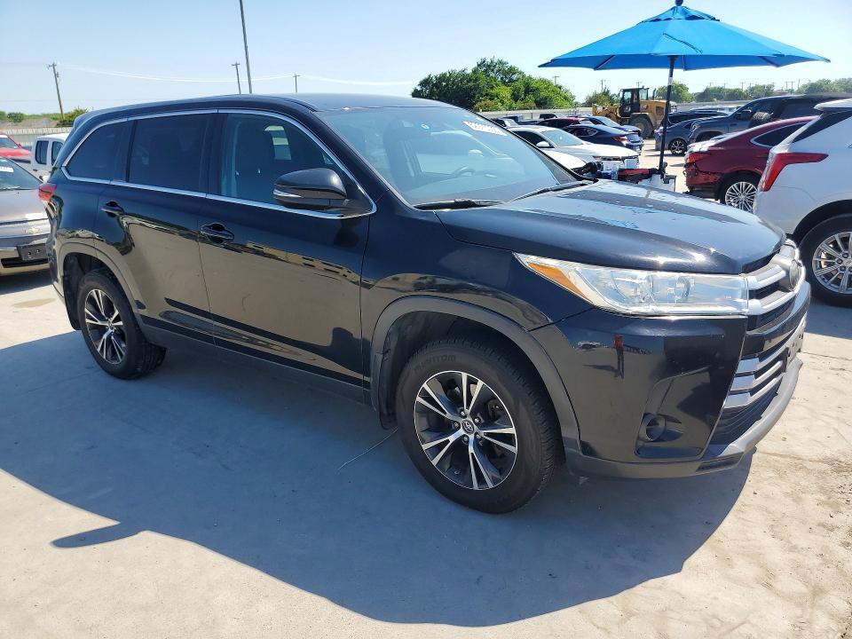 2019 TOYOTA HIGHLANDER LE — Фото 4 из 13