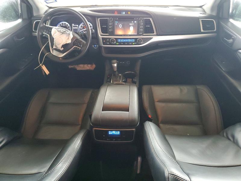 5TDKZRFH1KS569102 2019 TOYOTA HIGHLANDER photo no. 8