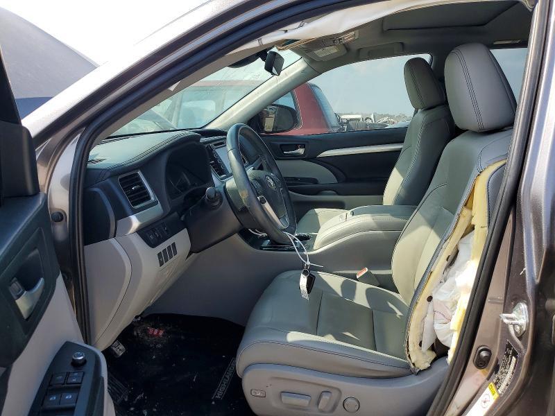 5TDKZRFH4KS567442 2019 TOYOTA HIGHLANDER photo no. 7
