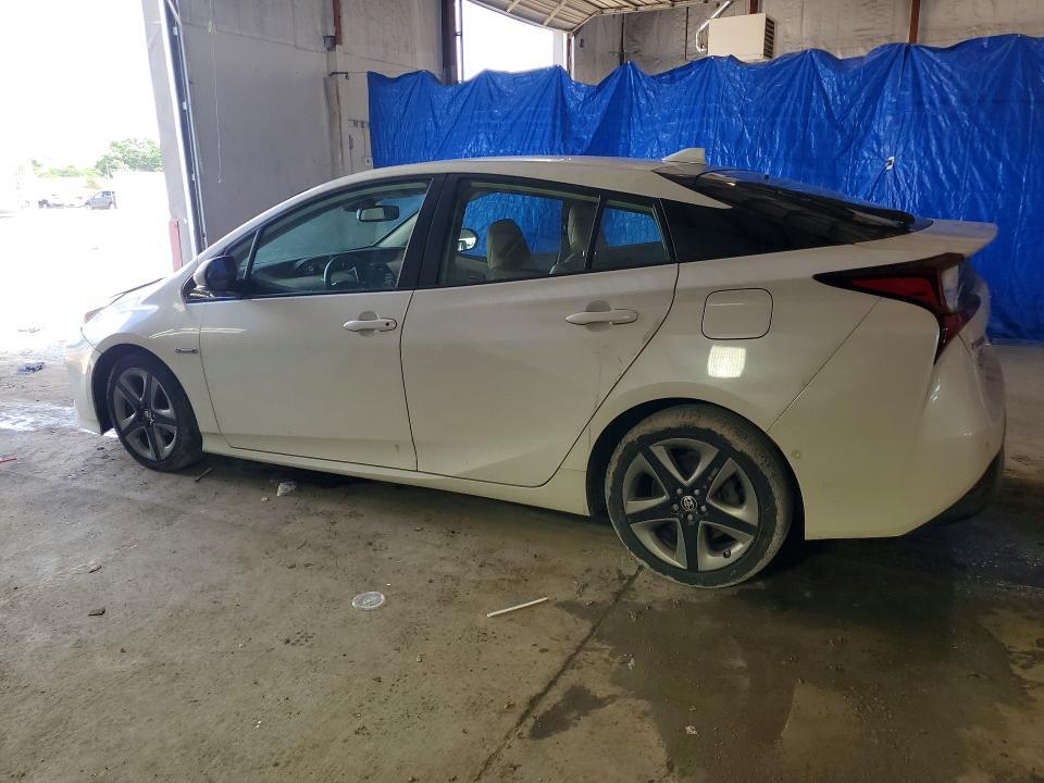 2019 TOYOTA PRIUS — Фото 2 из 12