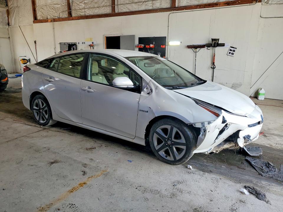 2019 TOYOTA PRIUS — Фото 4 из 12